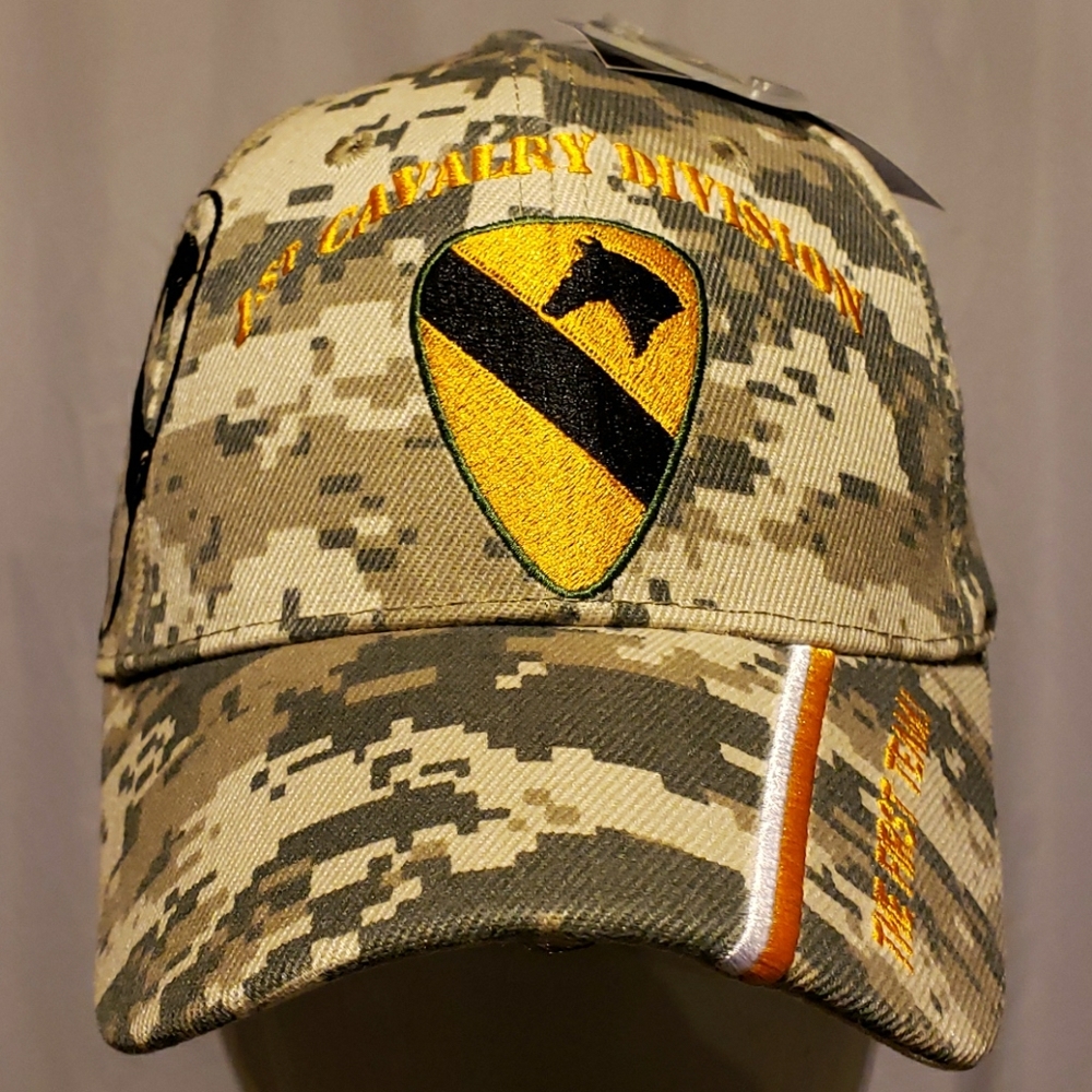 MILITARY U.S. ARMY 1st CAVALRY DIVISION Hat